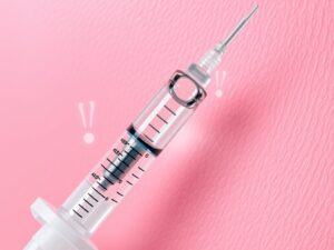 Reakcje alergiczne na kwas hialuronowy – objawy, przyczyny, leczenie